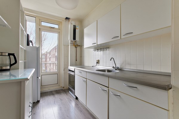 Medium property photo - Johannes Meewisstraat 42-2, 1063 CH Amsterdam
